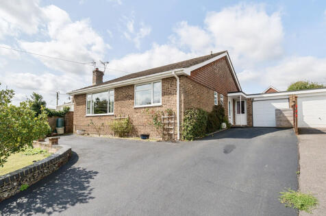 Crescent Close, Winchester, Hampshire
