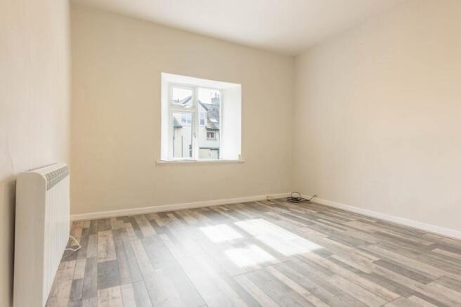KITCHEN/LOUNGE