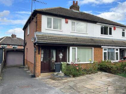 Oaklands Drive, Huddersfield