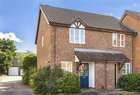Hertford - 2 bedroom end of terrace house for sale