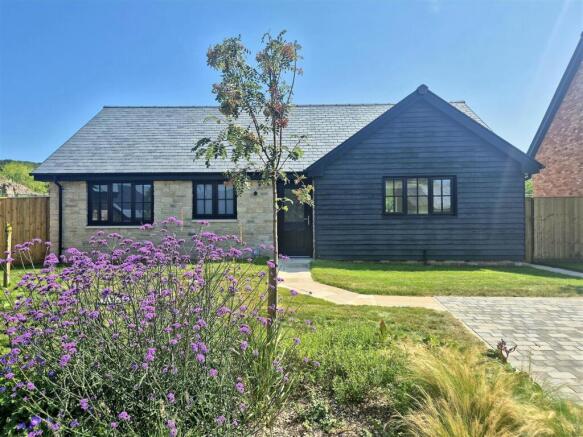 Plot 3 frontage.jpg