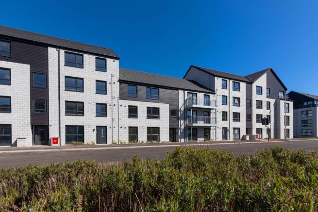 Davidson's Square block 8 apartments at Riverside Quarter