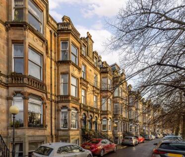 Queens Drive, Queens Park