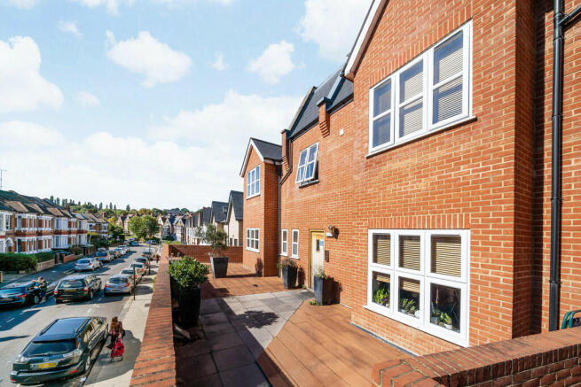 Flat 7, 46 Takoma...
