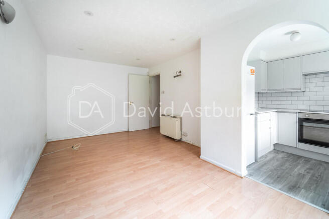 NDB09095