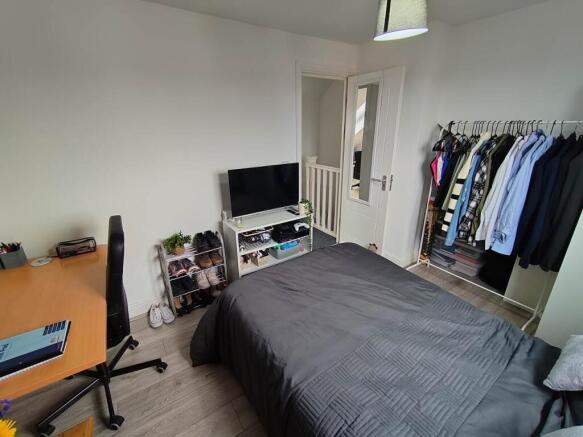 Second floor rear be