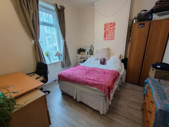 Ground floor front b