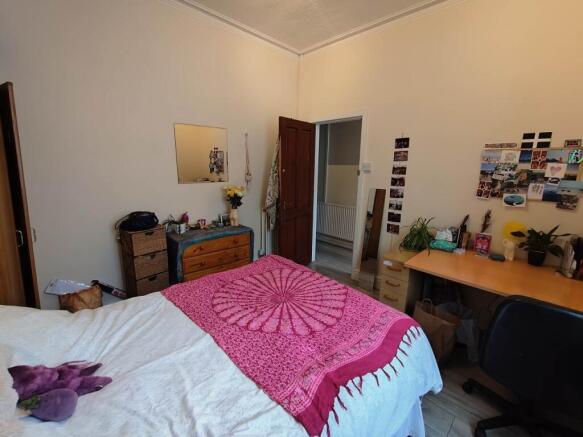 Ground floor front b