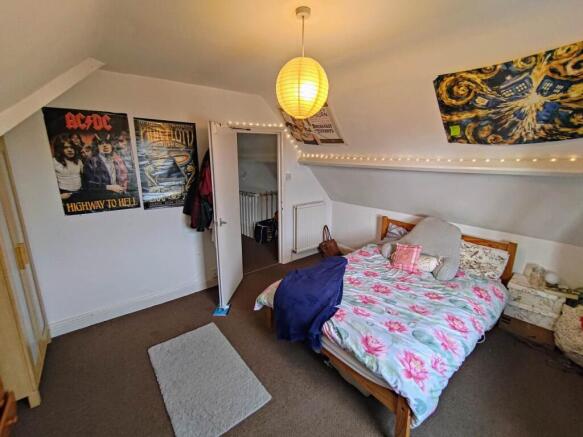 Bedroom 3 (2)