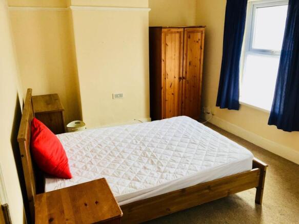 First Floor Front Be