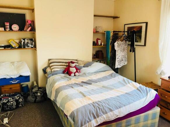 First Floor Front Be