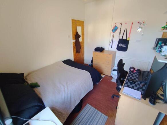 First floor middle b