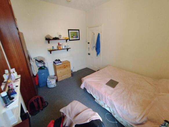 First floor middle b