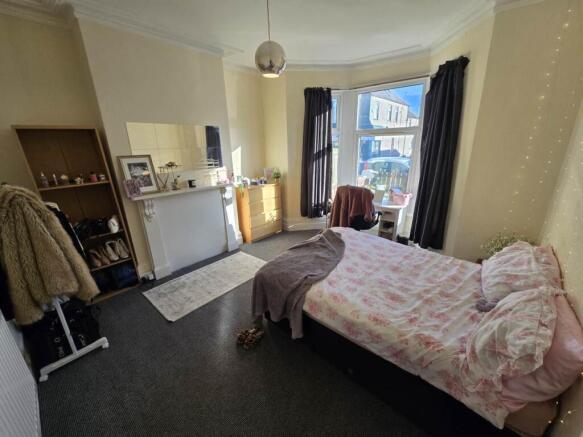 Ground floor front b