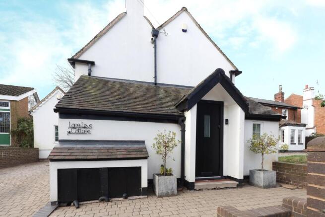 Long Leys Cottage front-2.jpg
