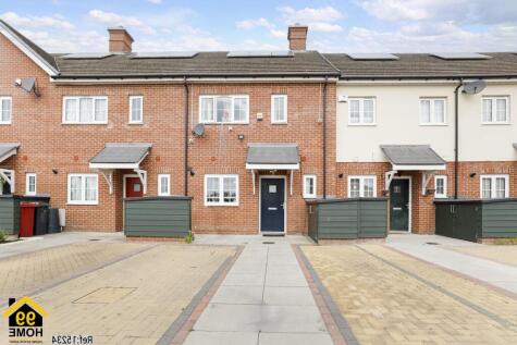 Twist Way, Slough, Berkshire, SL2