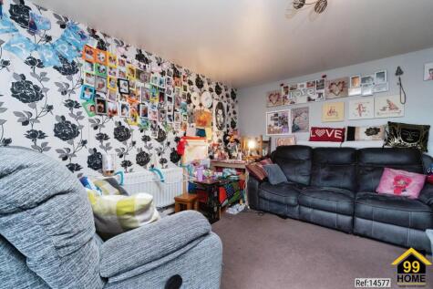 Weston Drive, Caterham, CR3