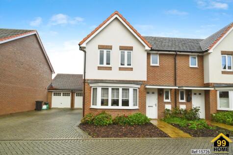 Potter Crescent, Berkshire, RG41