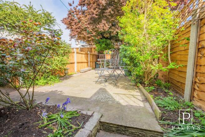 COURTYARD GARDEN