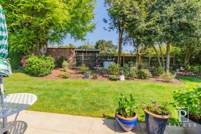 COMMUNAL GARDENS
