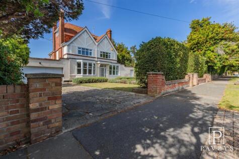 Third Avenue, Frinton-On-Sea