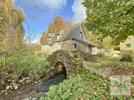 Photo of Pays de la Loire, Mayenne, St-Mars-sur-la-Futaie