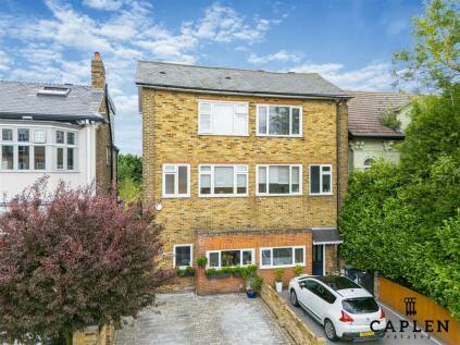 Buckhurst Hill - 4 bedroom semi-detached house for sale