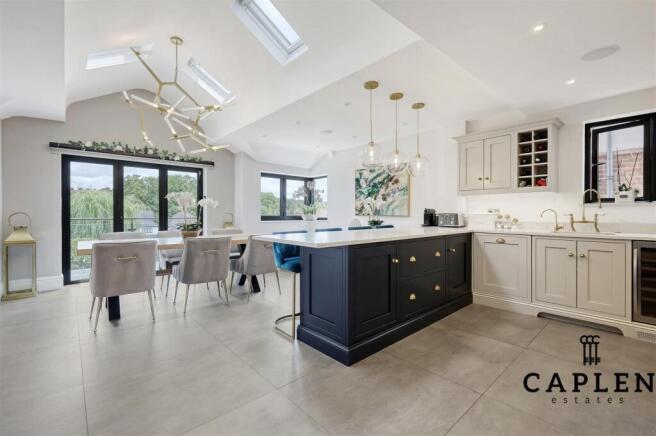 img_8476_1 copy 2.jpg