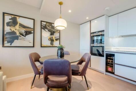 52 Garrett Mansions, London, W2