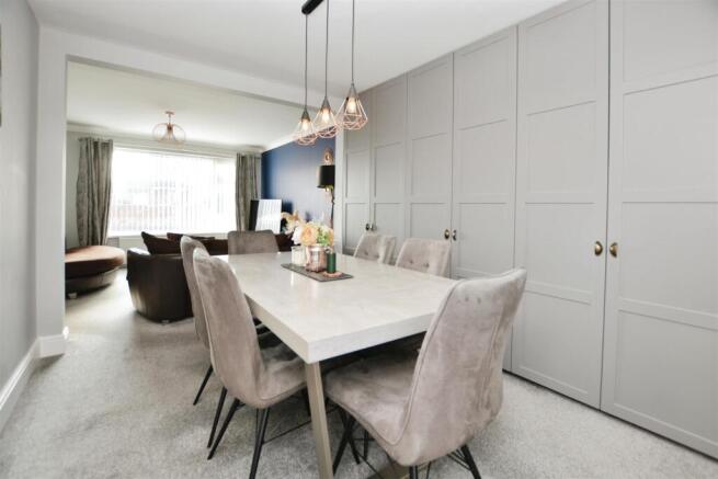 Lounge/Diner