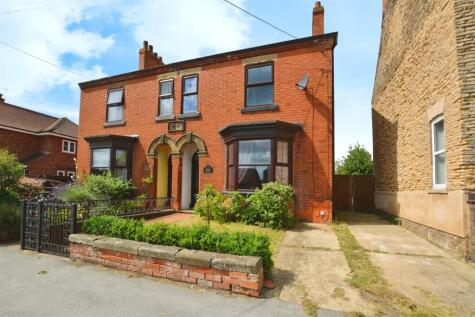 Northlands Road, Winterton