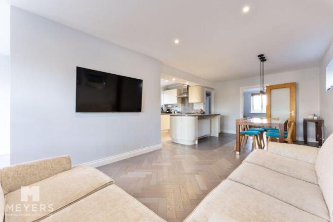 Lounge Area 