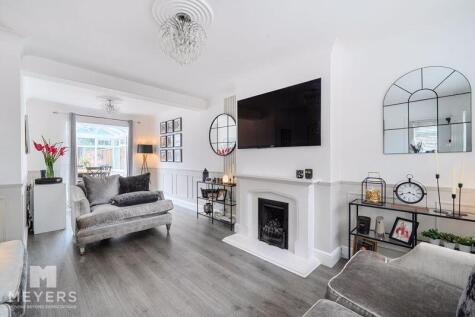 Dolbery Road South, Alderney, Poole, BH12