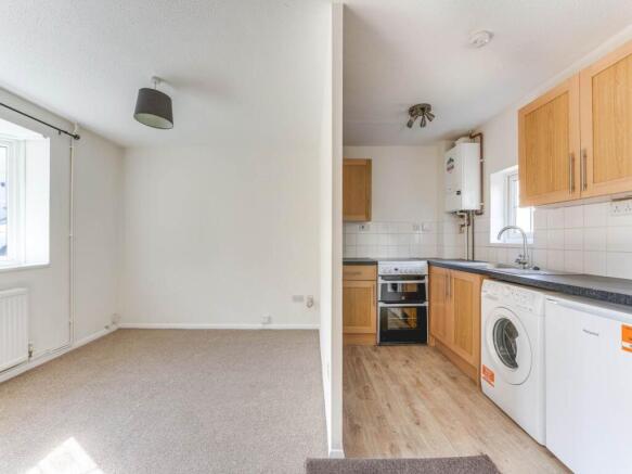 Lounge/Kitchen