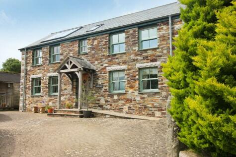 Padstow - 4 bedroom detached house for sale