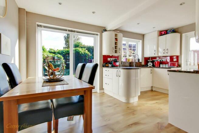 Kitchen/Dining Room