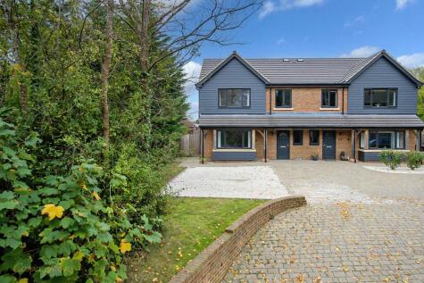 Arundel Road, Angmering, BN16