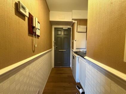 Hindmarsh Close, London