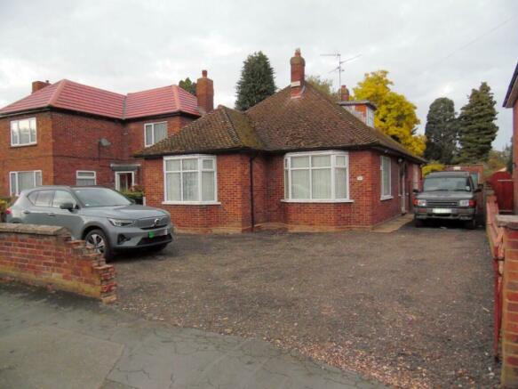 FRONT & DRIVEWAY