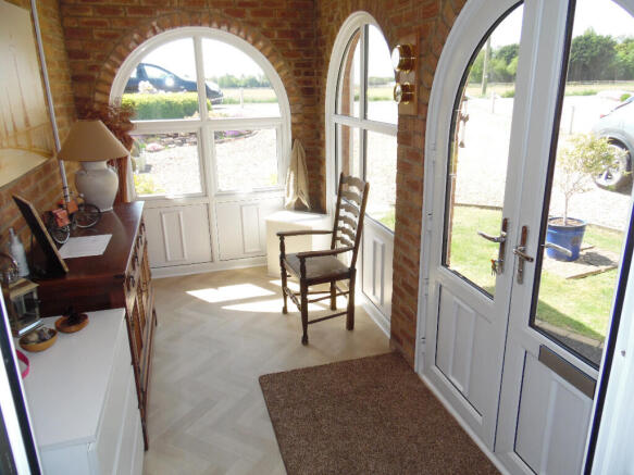 PORCH/SUN ROOM