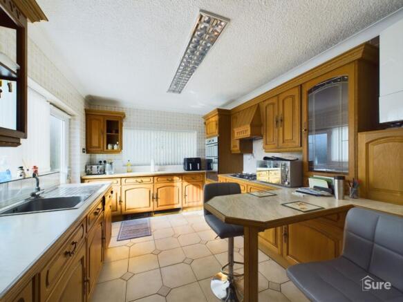 Breakfast Kitchen: