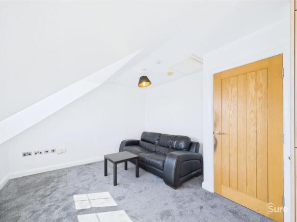 Kitchen/ Lounge