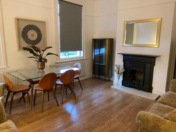 Living/DiniLing Room
