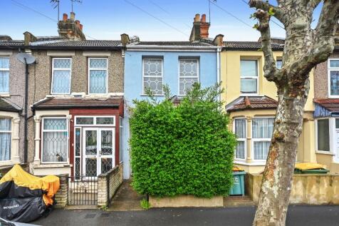 Dore Avenue, London, E12