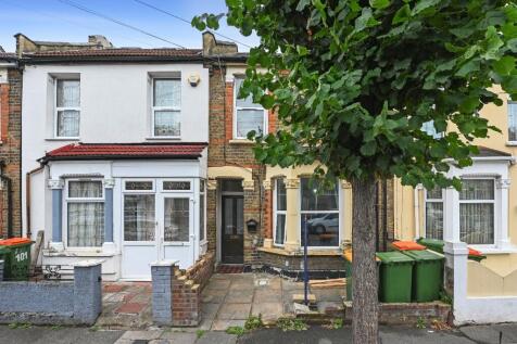 Fourth Avenue, London, E12