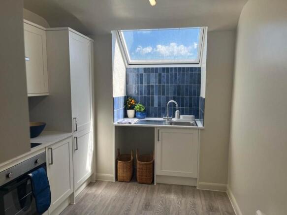 Kitchen 4 