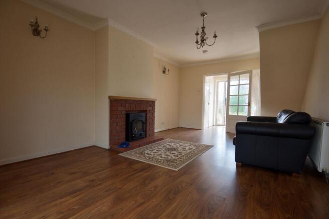 6 Living Room