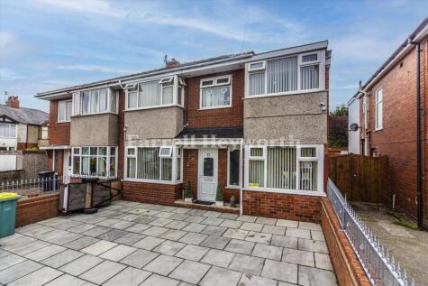 Aldwych Drive, Ashton On Ribble, Preston