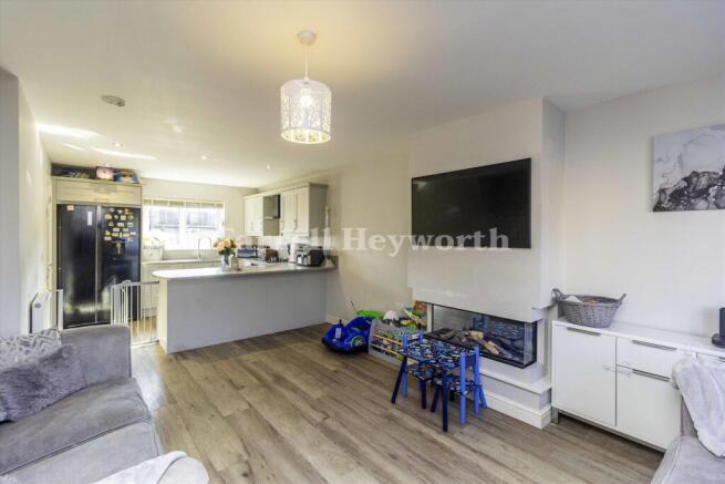 Open plan living vie