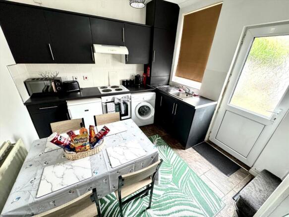41 Robert Street Kit